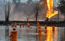 Inde: 7.000 personnes évacuées de la zone d'un puits de pétrole en feu
