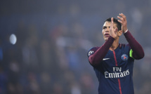 Villes hôtes inchangées pour l'Euro de foot, calendrier international fixé