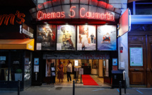 Virus: les cinémas et casinos rouvrent lundi, les stades le 11 juillet