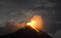 Guatemala : deux volcans en éruption placés sous surveillance