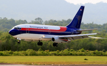 Indonésie: un avion atterrit au mauvais aéroport