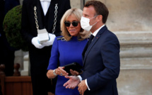 Macron annonce le masque obligatoire et un plan de relance