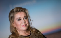 Tourner en pleine jungle avec Catherine Deneuve ? Mission accomplie pour deux débutants