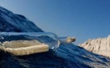 Un garçon irlandais trouve un message dans une bouteille en provenance du Canada