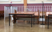 ​Il entend des voix qui lui ordonnent de voler