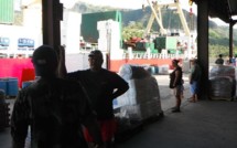 Accident sur les quais  à Hiva Oa