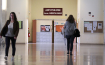 Covid-19: le HCSP recommande le masque systématique en intérieur à l'université