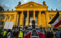 Tollé en Allemagne face à la radicalisation du mouvement "anti-corona"