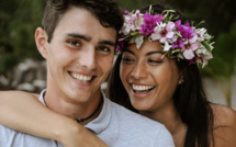 Vaimalama Chaves, amoureuse et boostée après ses vacances en Polynésie