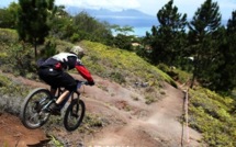 VTT descente : Tehei Claret gagne la deuxième manche !