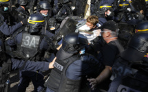 Pour leur rentrée, faible mobilisation des "gilets jaunes", quelques tensions