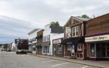 Covid-19: Israël reconfine, des pays européens durcissent les mesures sanitaires