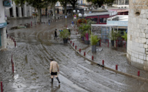 Gard: reprise des recherches de deux disparus après les intempéries