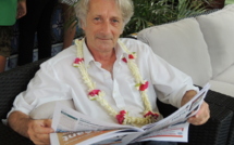 Patrick Deville (prix Fémina 2012) écrira un livre sur la Polynésie