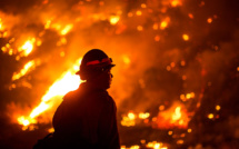 Reconstruire ou évacuer ? Le dilemme des experts face aux incendies dans l'Ouest américain