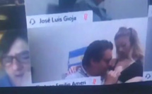 Argentine: un député embrasse le sein de sa femme en pleine visioconférence