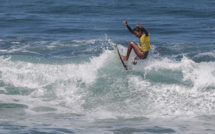 La relève du surf en action à Taharuu