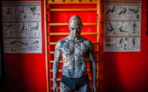 Sylvain Hélaine alias Freaky Hoody, instituteur le jour, star du tatouage la nuit