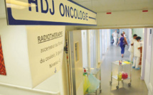 À l'hôpital, le délicat cloisonnement du Covid