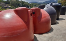 Du plastique réduit en poudre et recyclé par dizaines de tonnes