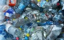 Une ville américaine interdit les petites bouteilles d'eau en plastique