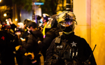 Etats-Unis: les forces de l'ordre en action contre des manifestants à Portland