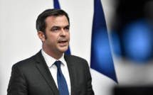 Covid-19: le bilan s'alourdit en France, en attendant les effets du confinement