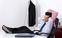 USA: il sous-traite son travail en Chine et passe ses journées sur internet