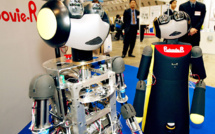 Japon: un robot rappelle aux clients de porter un masque