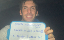 Vendée Globe: les 'foilers' s'affolent un peu derrière Thomson