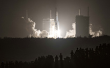 Lune: la sonde chinoise a entamé sa collecte d'échantillons