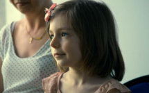 "Ma fille veut être un garçon": quand la transidentité se révèle dès l'enfance