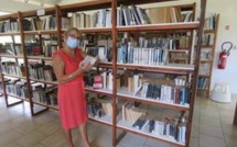 La bibliothèque de Moorea à bout de souffle