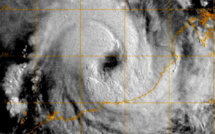 Le cyclone Rusty mord les côtes occidentales de l’Australie