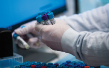 Virus: l'OMS déplore que dix pays concentrent 95% des vaccinations