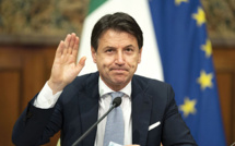 Italie: les différents scénarios après la démission de Conte