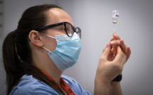 Vaccin contre le Covid-19: le gouvernement veut passer la vitesse supérieure
