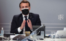 Macron promet une vaccination générale "d'ici la fin de l'été"