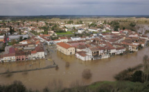 Intempéries dans le sud-ouest: un mort dans l'effondrement de sa maison, des élèves évacués