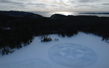 Au Canada, un artiste de la "raquette à neige" fait sensation