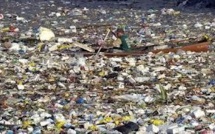 Une expédition repart à l'assaut du "continent de plastique" du Pacifique