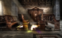 Messe à Paris sans précautions sanitaires: deux ecclésiastiques en garde à vue