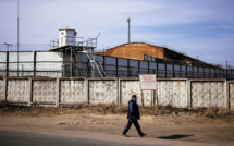 L'opposant russe Navalny est "très faible" et a besoin d'aide médicale urgente