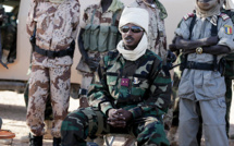 Tchad: le fils Déby prend les pleins pouvoirs