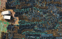 Chine: des milliers de vélos partagés entassés sur un terrain vague