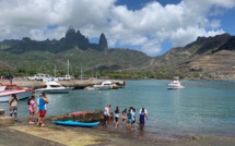 Terre des hommes et mer des enfants