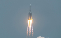 Chute d'une fusée: danger "extrêmement faible" pour la Terre, assure la Chine