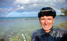 Denis Brogniart en dédicace chez Odyssey