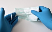 Des hôpitaux de Paris à l'industrie auto, le parcours d'un masque recyclé