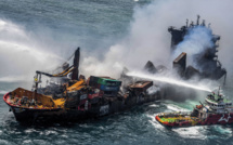 Sri Lanka: le feu éteint après 13 jours d'incendie sur le navire en perdition